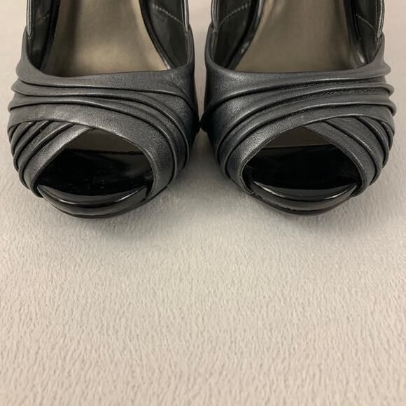 Monet Women's Peep Toe High Heel Shoes SIze 8 - Picture 3 of 11